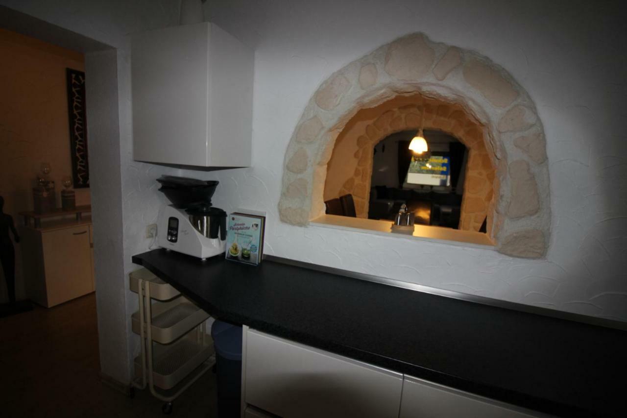 Haus Abbi, Ferienwohnung Mit Schwimmbad Hage 외부 사진